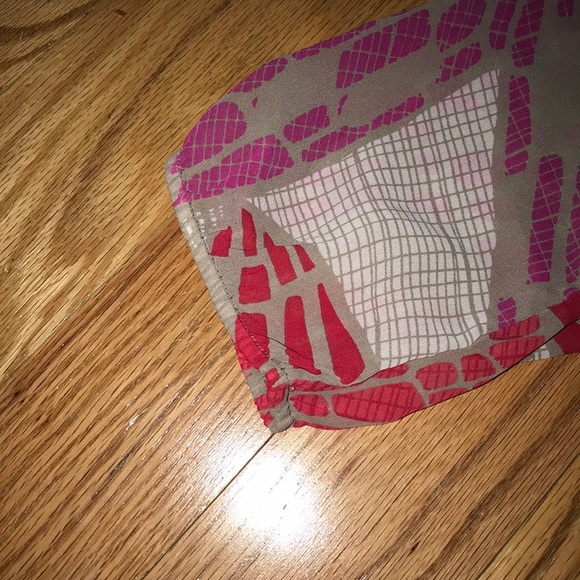 Banana Republic Blouse - Picture 3 of 3